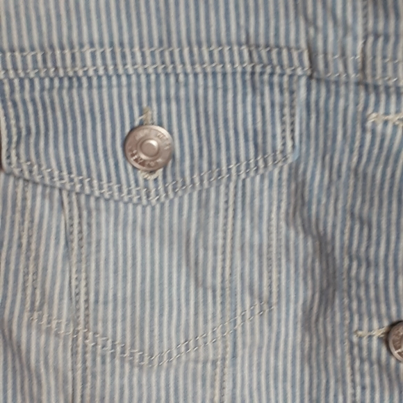 NWT Striped Jean Jacket Size Medium - Picture 7 of 16